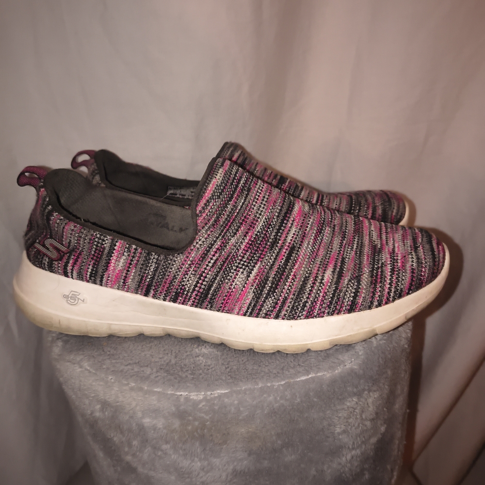 Skechers Women's Pink and Black Slip-On Shoes